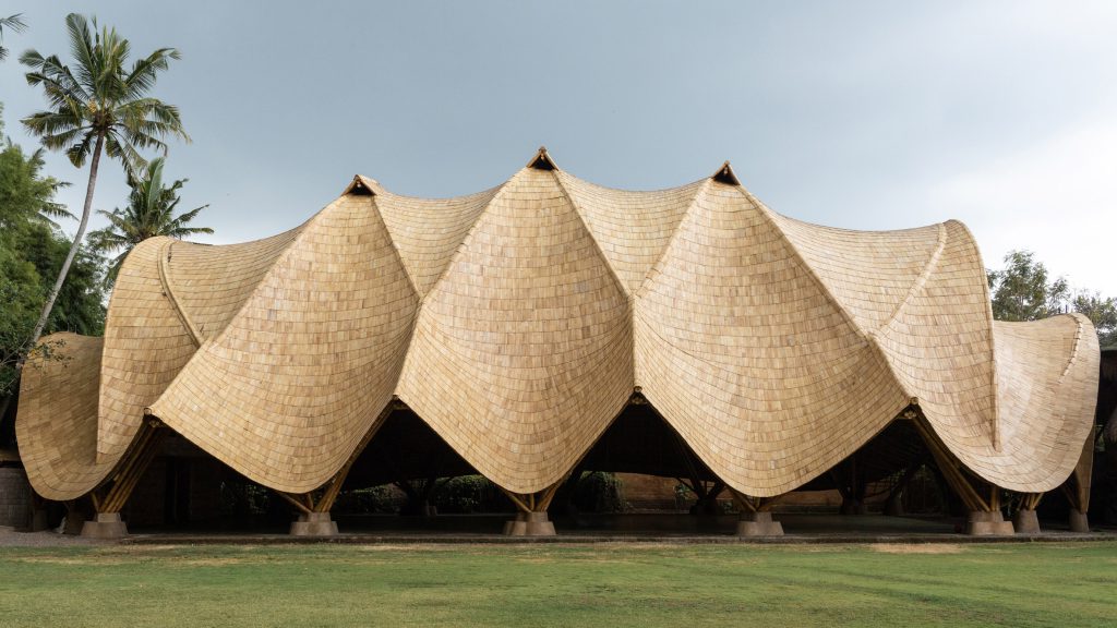 IBUKU ARCHITECTES 10 ibuku the arc bamboo balinese jungle bali architecture hero JULIA FORMA