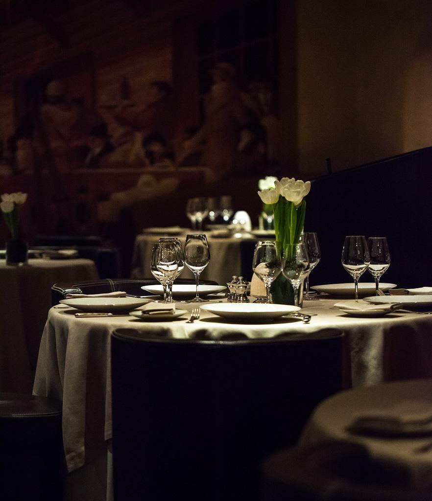 diner 1920 chalet mont darbois salle nuit JULIA FORMA