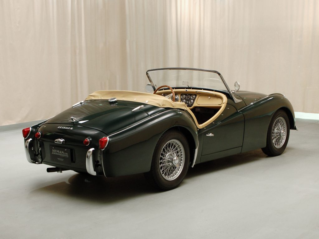 TRIUMPH TR3 : une icône de l'automobile britannique 12 4539 2 JULIA FORMA