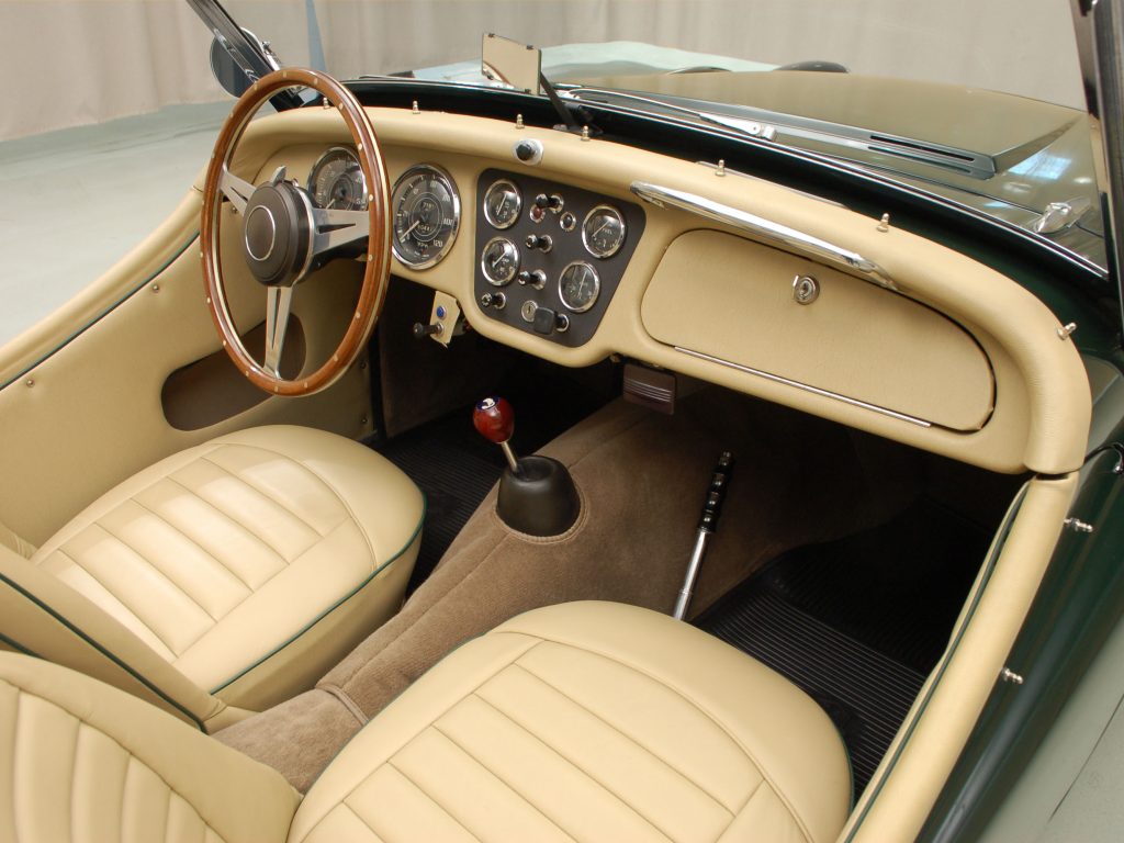 TRIUMPH TR3 : une icône de l'automobile britannique 10 TRIUMPH TR3