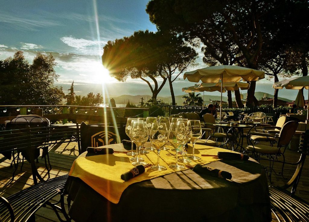 L'HERMITAGE Saint-Tropez 16 Le TIGrr Saint Tropez 1 JULIA FORMA