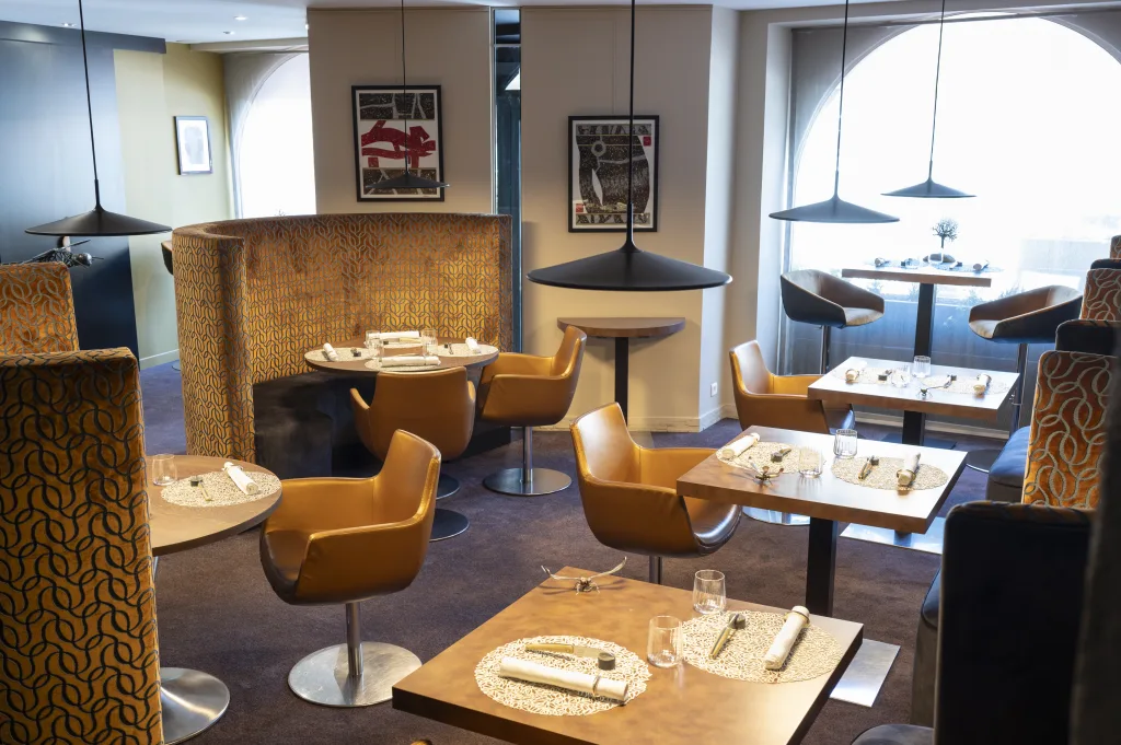 Hervé BUSSET : entre nature et gastronomie étoilée 18 DSC4237 Avec accentuation Bruit Little SHAO