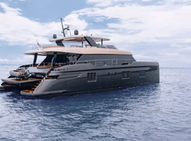 100 sunreef power s 100 sunreef power p01 hero JULIA FORMA