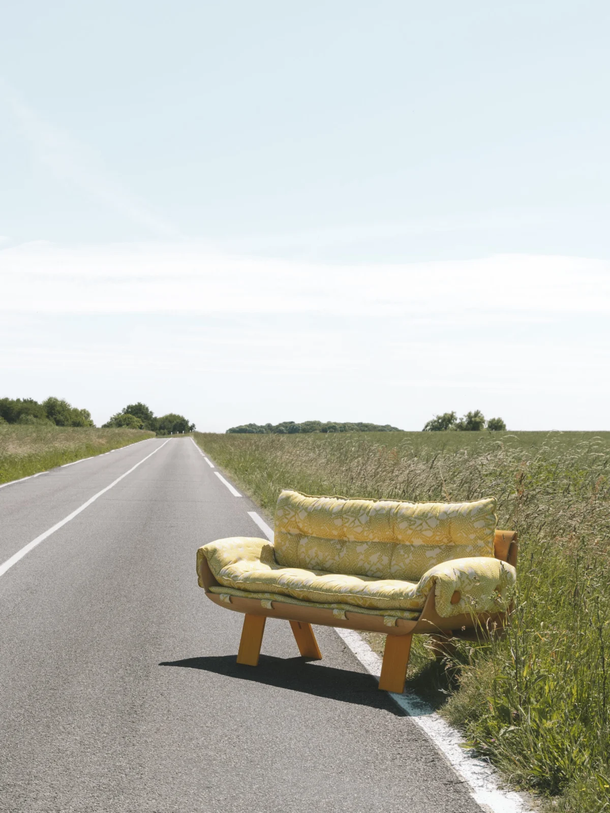 Studio Marcel Poulain, Interview 16 220602 LCasanova MobilierNational 541 vertical Villa Infinity