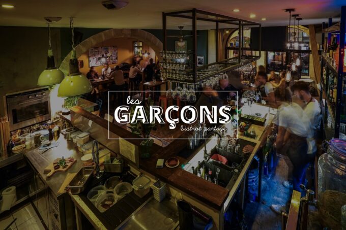 LES GARÇONS