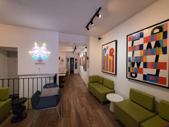 KALEIDO BAR