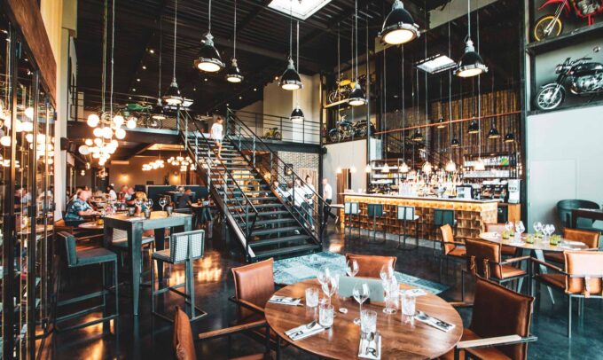 R RESTAURANT