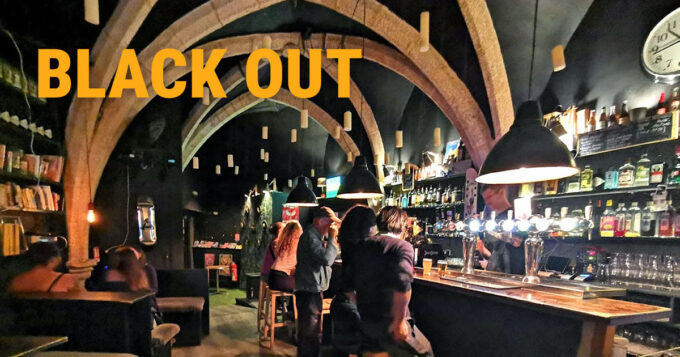 LE BLACK OUT